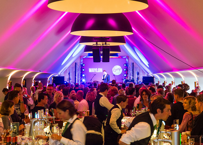 RTL Lounge Live Lazy Sundays DLCheers